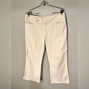 Anthropologie Cropped Pea Button Slacks